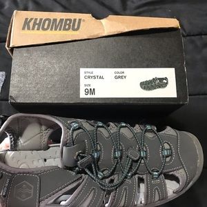 Khombu shoe